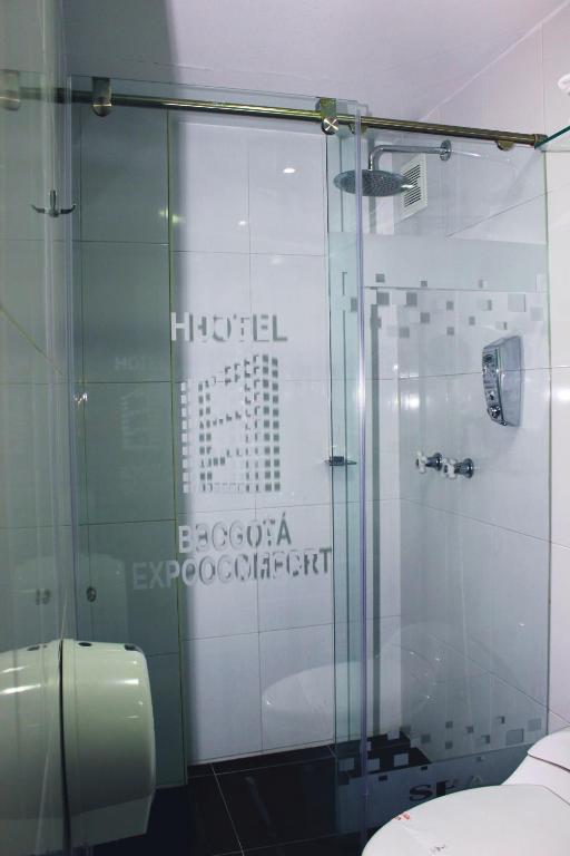 Koupelna v ubytování Hotel Bogota Expocomfort - Embajada Americana