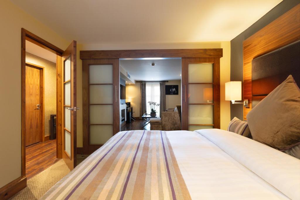 The Big Blue Hotel - Blackpool Pleasure Beach - 