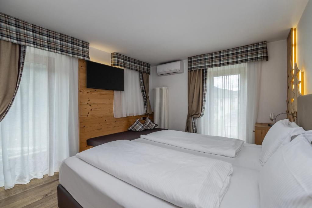 Hotel Ravelli Luxury Spa - Habitación Triple Con Balcón