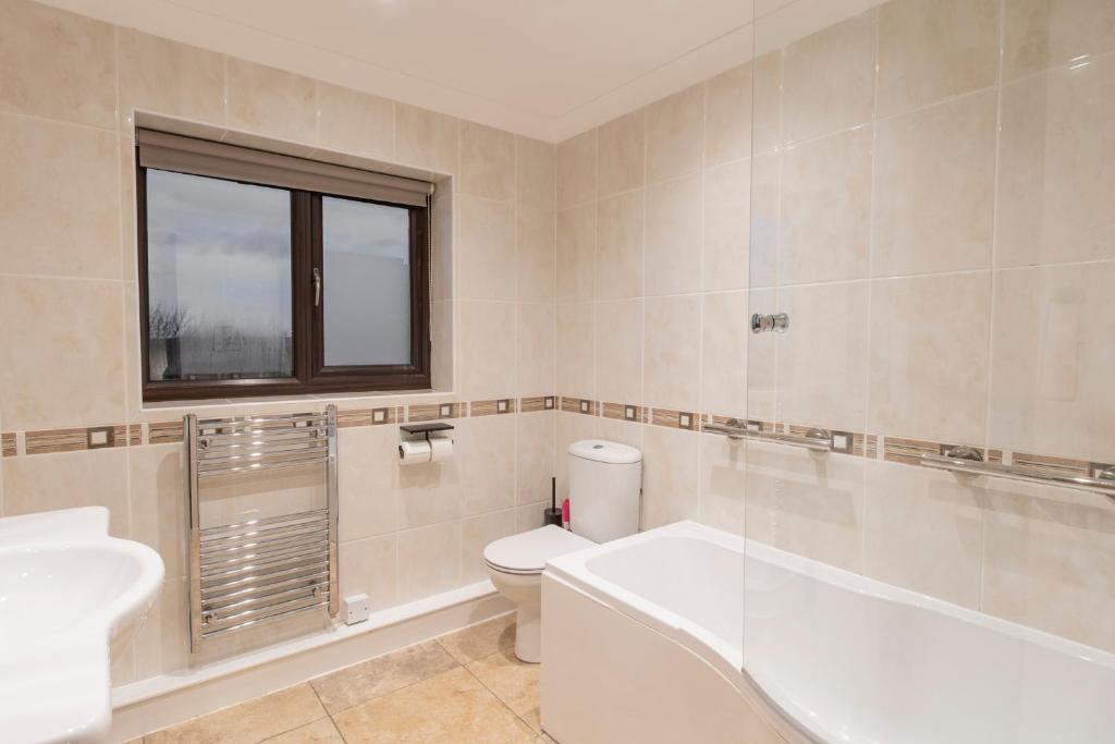 Glan Morfa Lodge Retreat - Three-Bedroom Townhouse