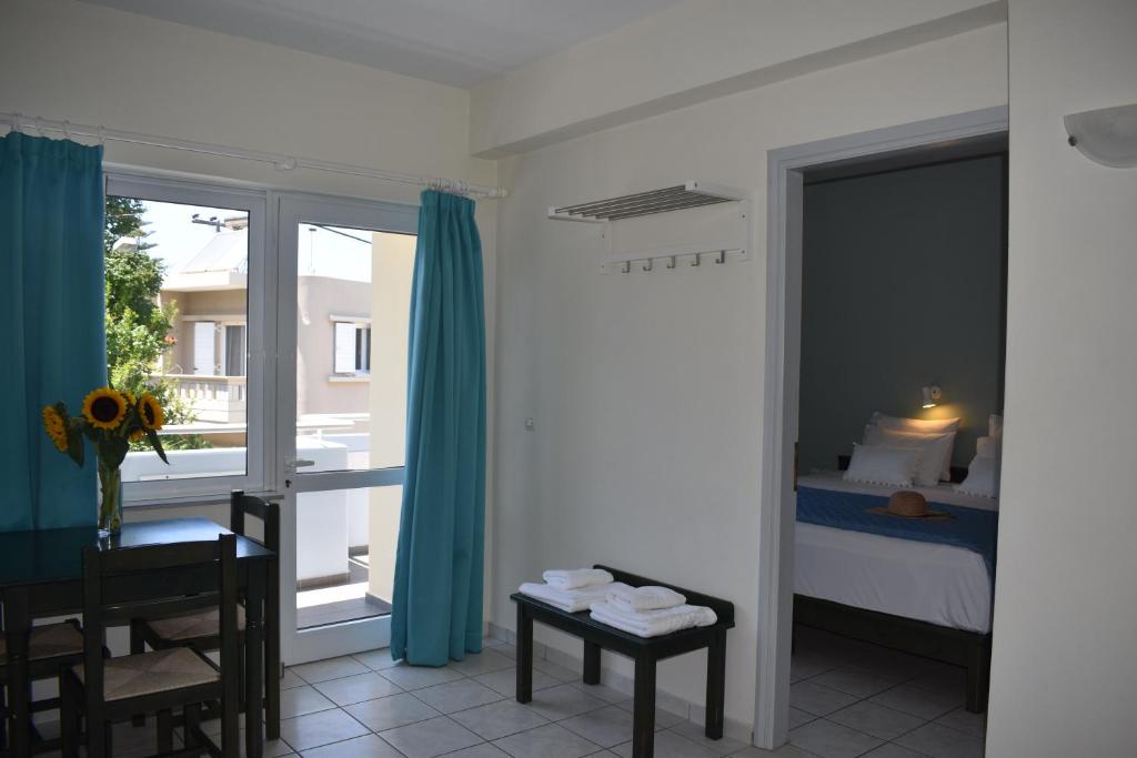 Mediterranea Apartments - 11