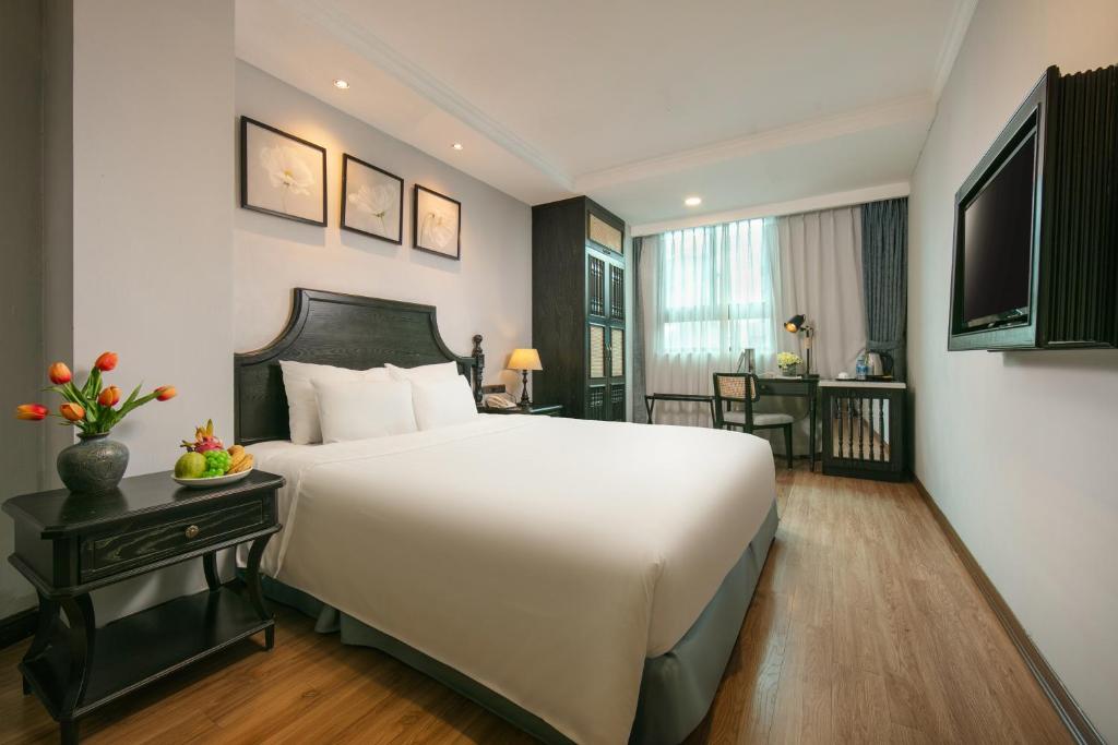 TV a/nebo společenská místnost v ubytování Paradise Grand Hotel