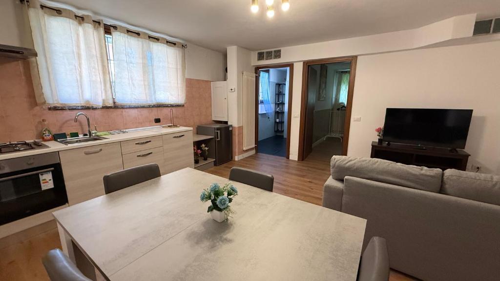 Kuchyň nebo kuchyňský kout v ubytování DeHomes - Relax & Business Apartments