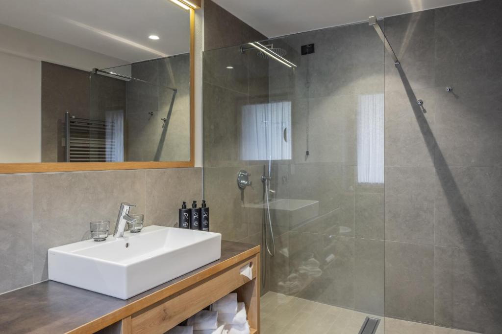 Hotel Ravelli Luxury Spa - Habitación Cuádruple Estándar