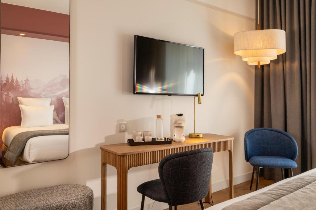 Hôtel Le Cardinal - Resim 4