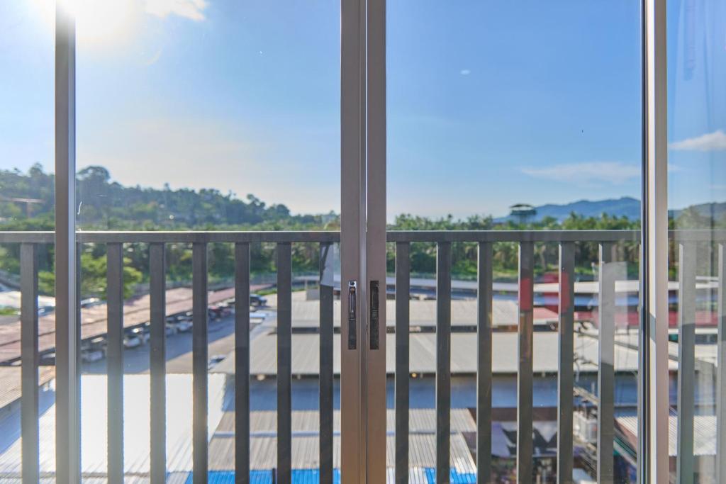 Nespecifikovaný výhled na hory nebo výhled na hory při pohledu z hotelu