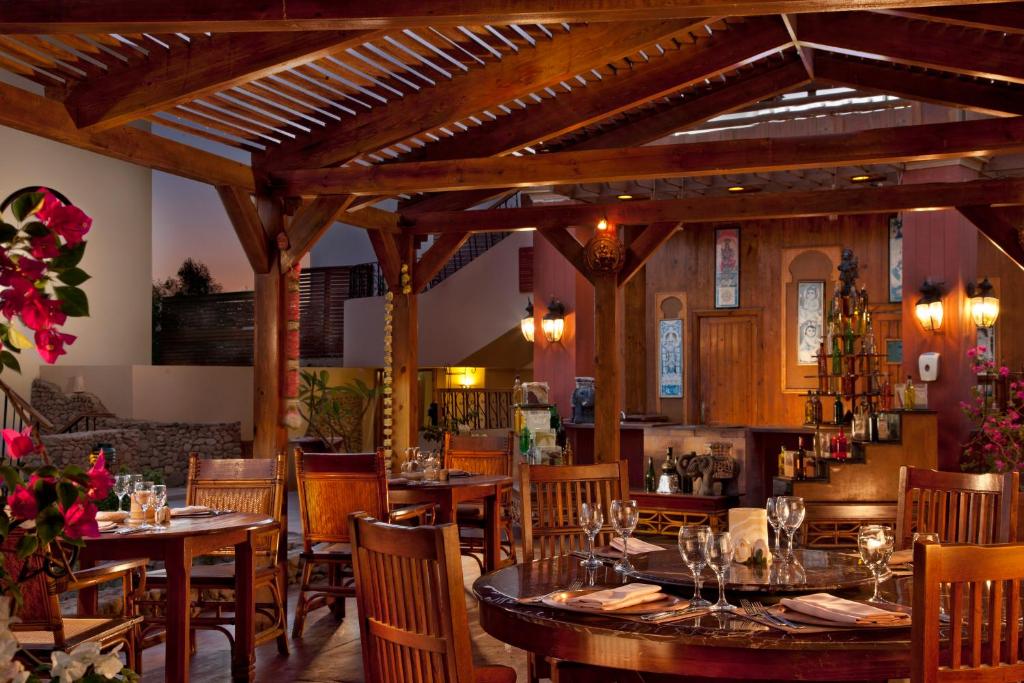 Restaurace v ubytování Xperience Kiroseiz AquaPark Premier-Naama Bay