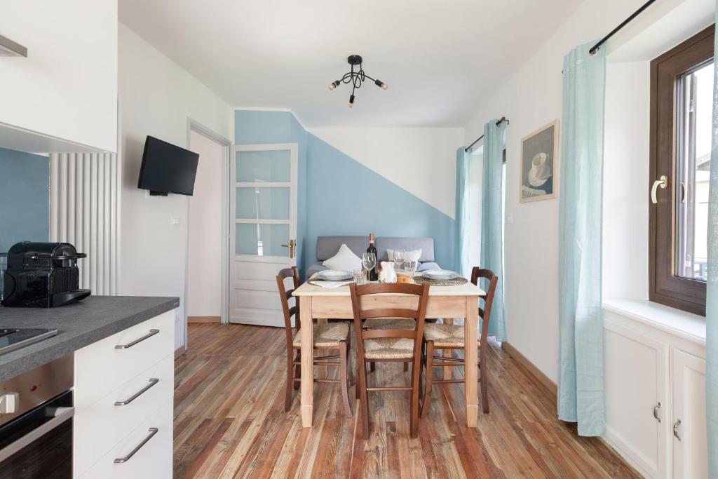 TV a/nebo společenská místnost v ubytování Residence Madamin