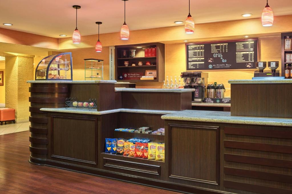 Certifikát, hodnocení, plakát nebo jiný dokument vystavený v ubytování Sheraton Tucson Hotel & Suites