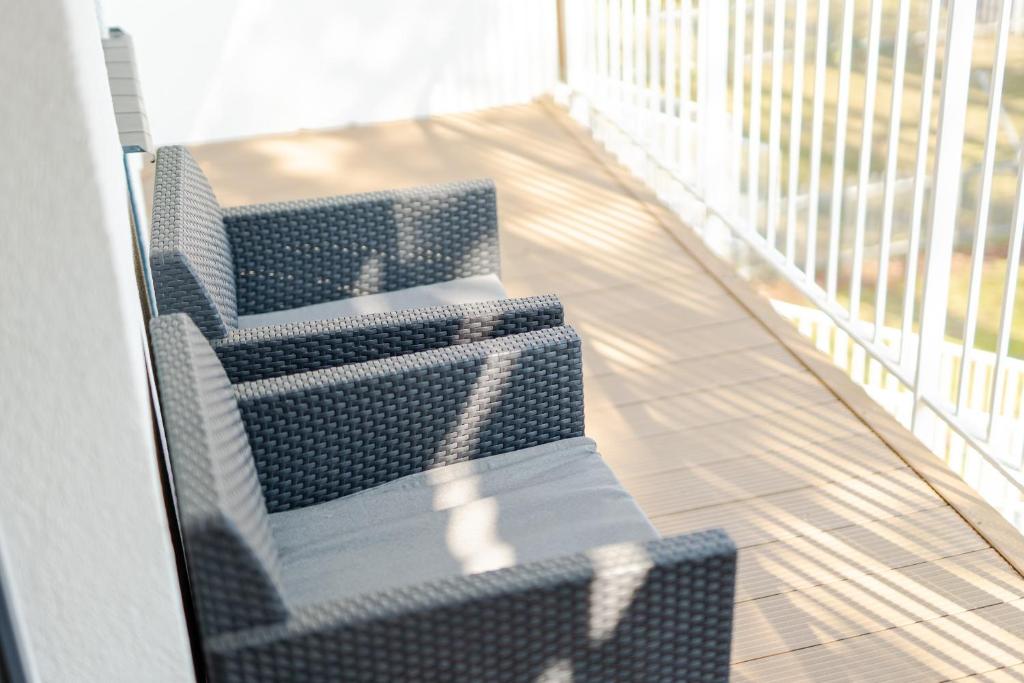 Balkón nebo terasa v ubytování Feniks Seaside Apartment with Pool & near Beach