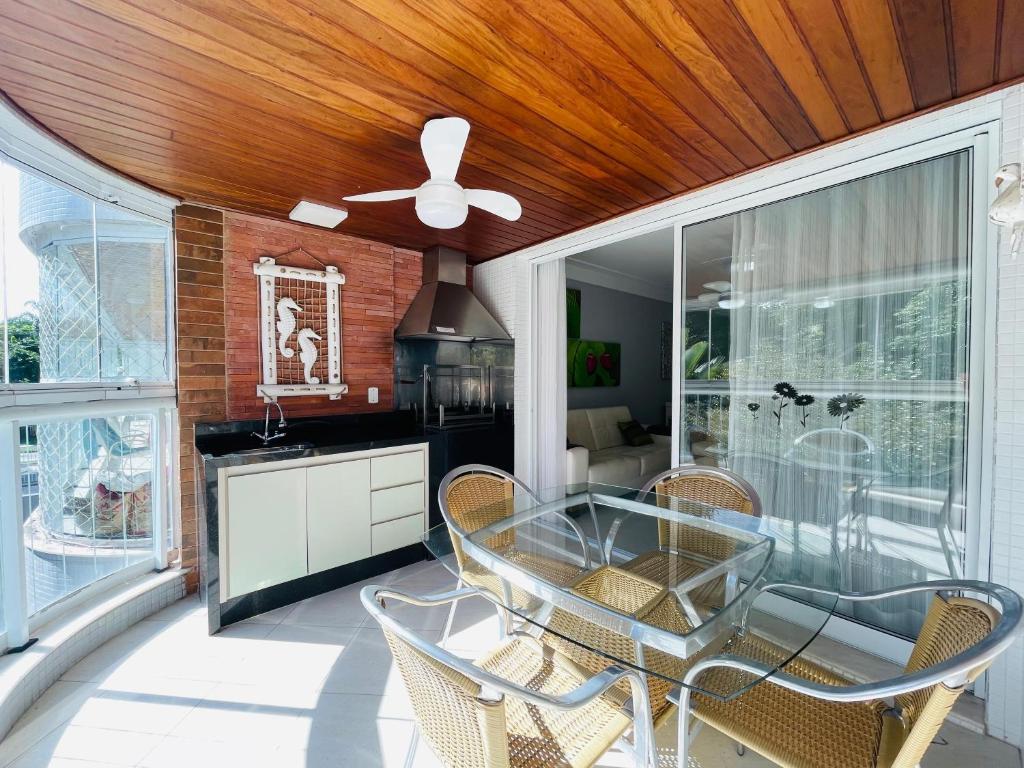 Køkken eller tekøkken på Brisa do mar Riviera de São Lourenço