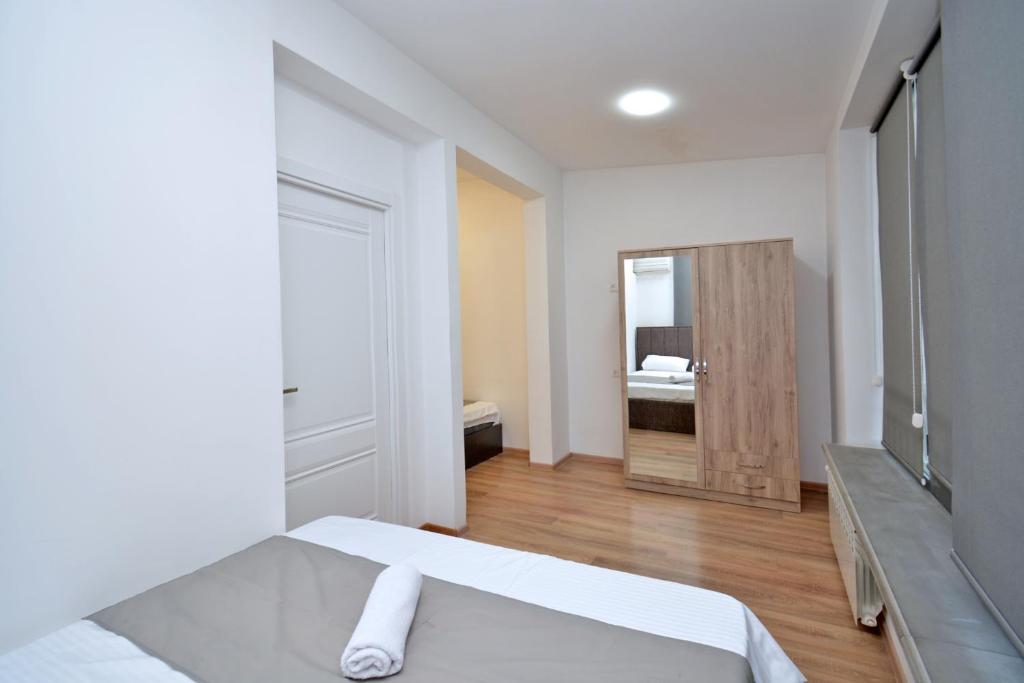 Postel nebo postele na pokoji v ubytování Wanderlust Guest House Inn Northern Avenue