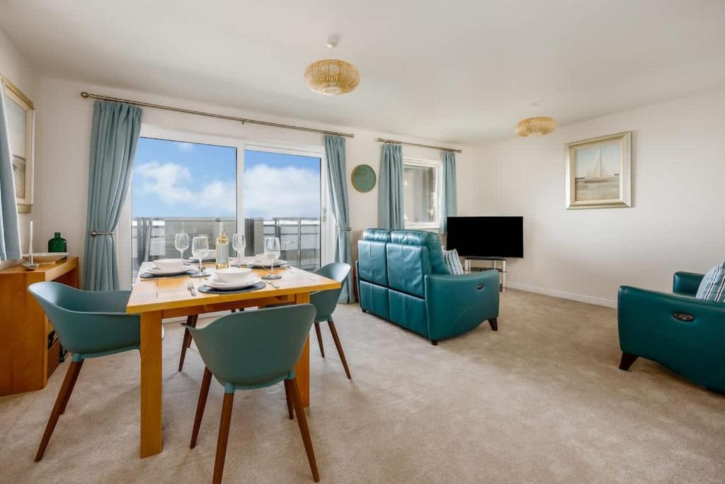 Et tv og/eller underholdning på Island's Edge- Moments from Hamworthy Beach and Park