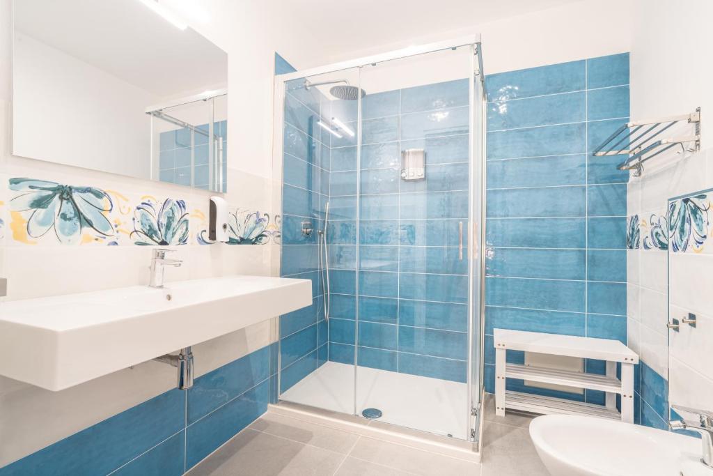 Koupelna v ubytování B&B S'Unda Jara