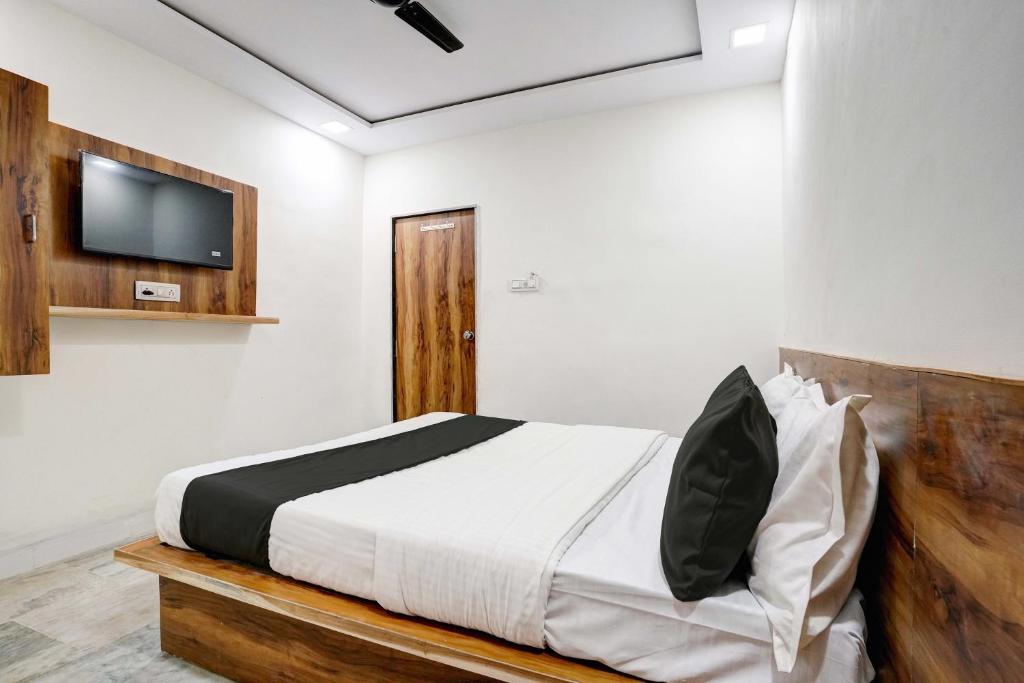 TV a/nebo společenská místnost v ubytování Hotel O Apollo