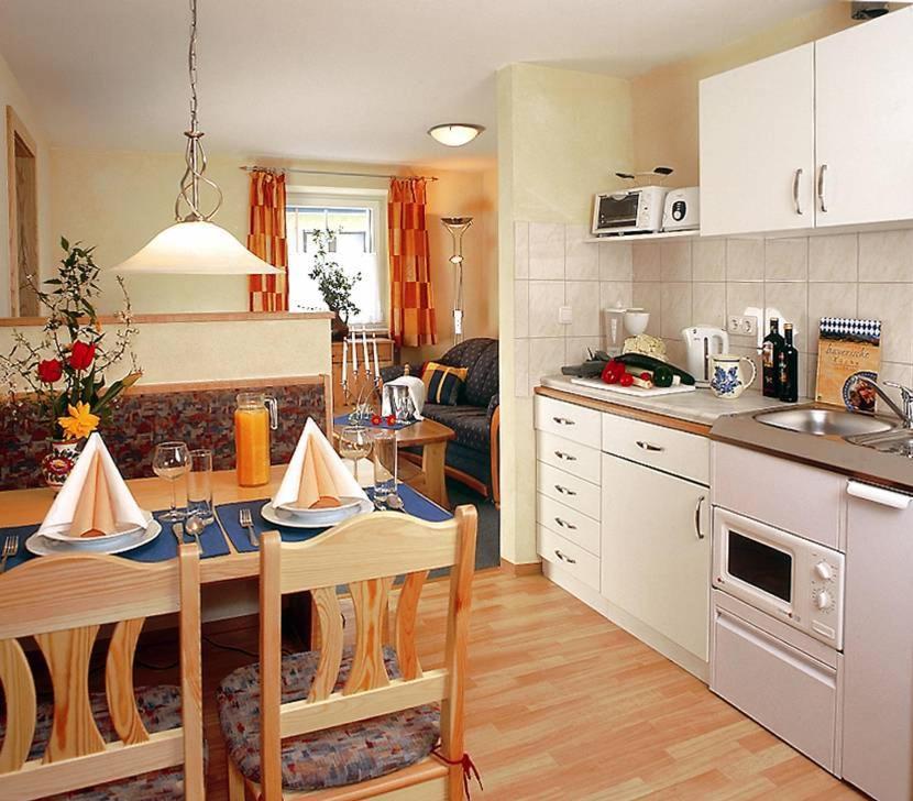 Kuchyň nebo kuchyňský kout v ubytování Gasthof Hotel Reif