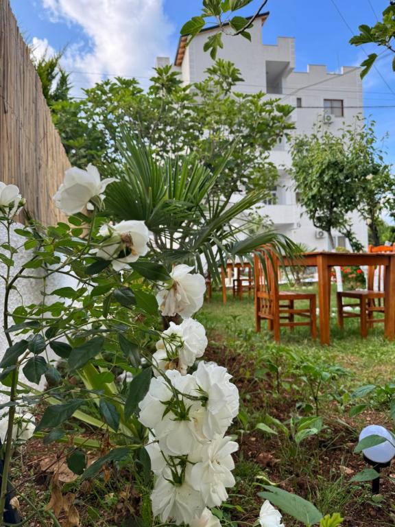 Central Garden Residence Sofia - Free Parking