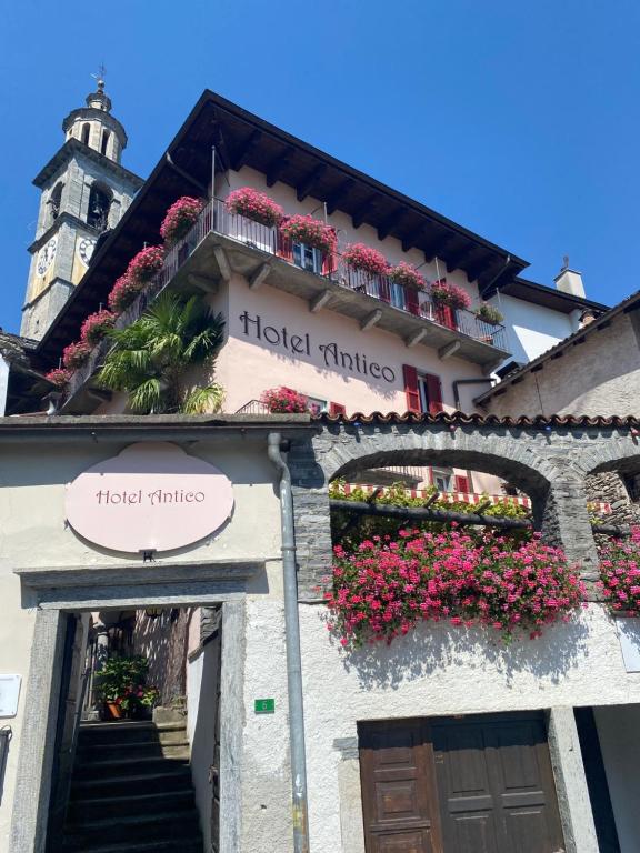 Budova, kde se hotel nachází