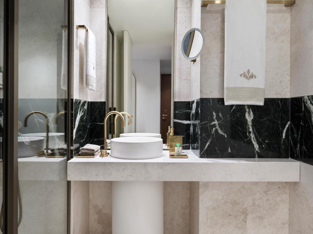 Anthology of Athens, The Leading Hotels of the World - Resim 15