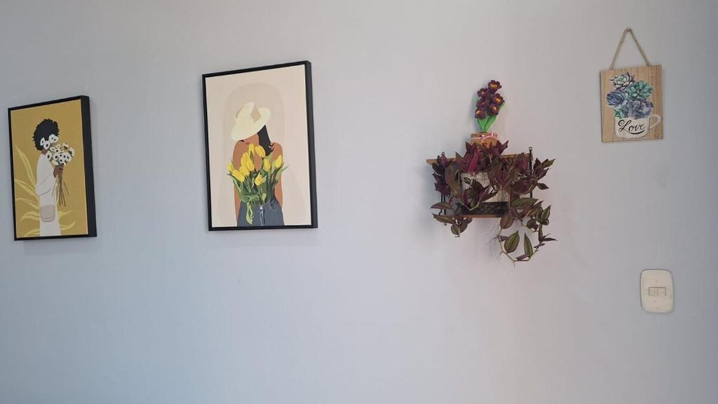 Habitación amoblada y acogedora