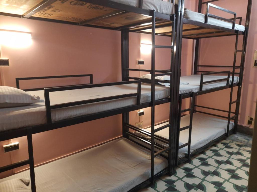 Postel nebo postele na pokoji v ubytování Bubble Beds