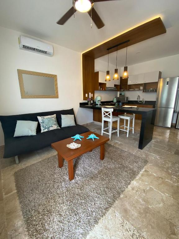 Gallery image of Amazing new comfy apartment steps from the beach in Puerto Morelos