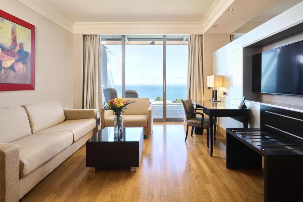 TV a/nebo společenská místnost v ubytování Kempinski Hotel Adriatic Istria Croatia