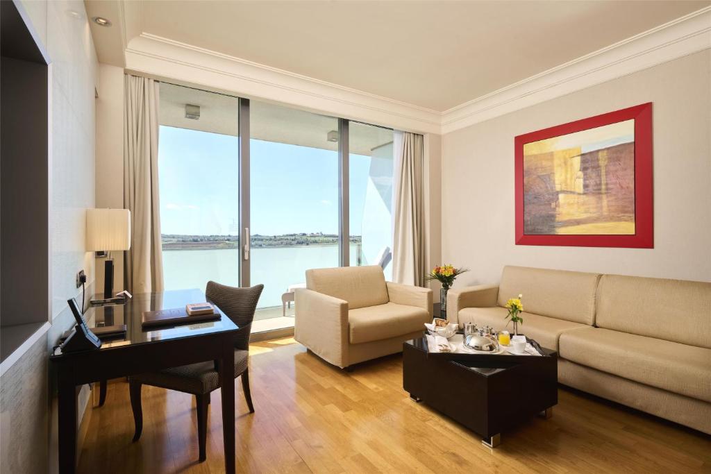 Posezení v ubytování Kempinski Hotel Adriatic Istria Croatia