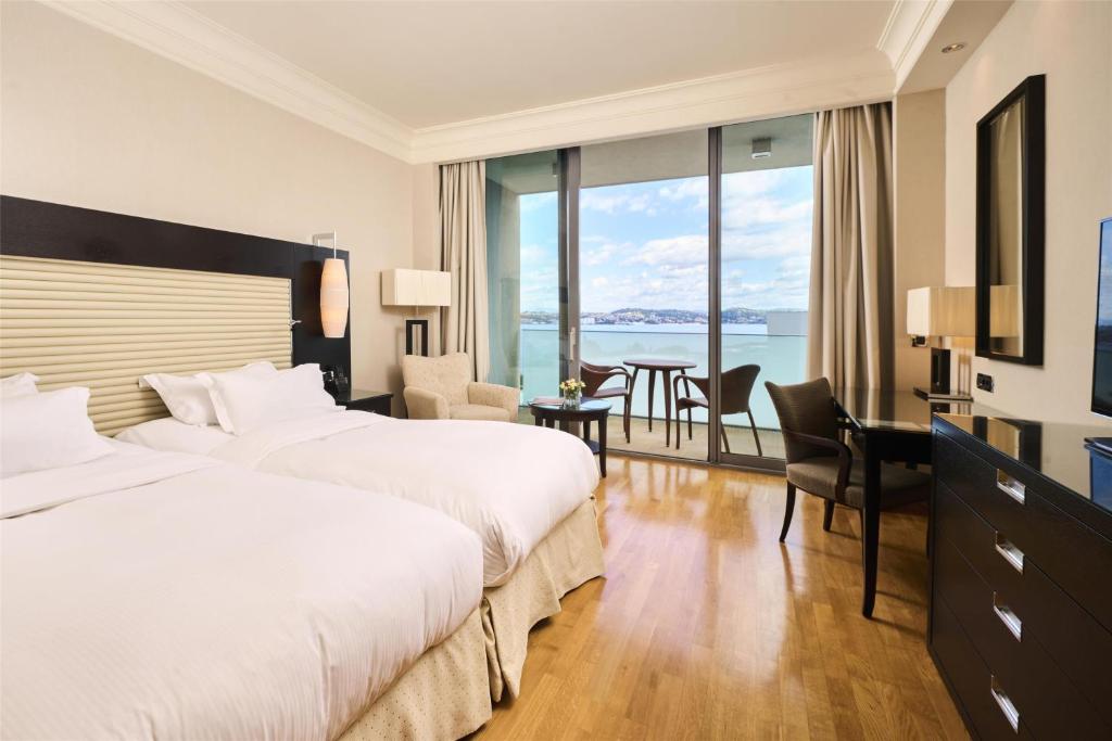 Postel nebo postele na pokoji v ubytování Kempinski Hotel Adriatic Istria Croatia