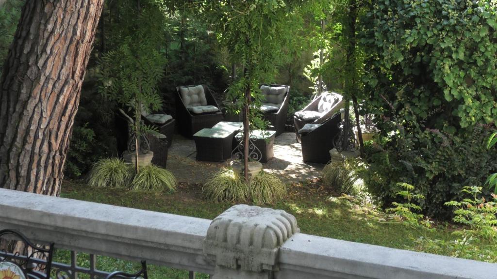 Zahrada ubytování NOBILI LIBARDI - VILLA BASEVI