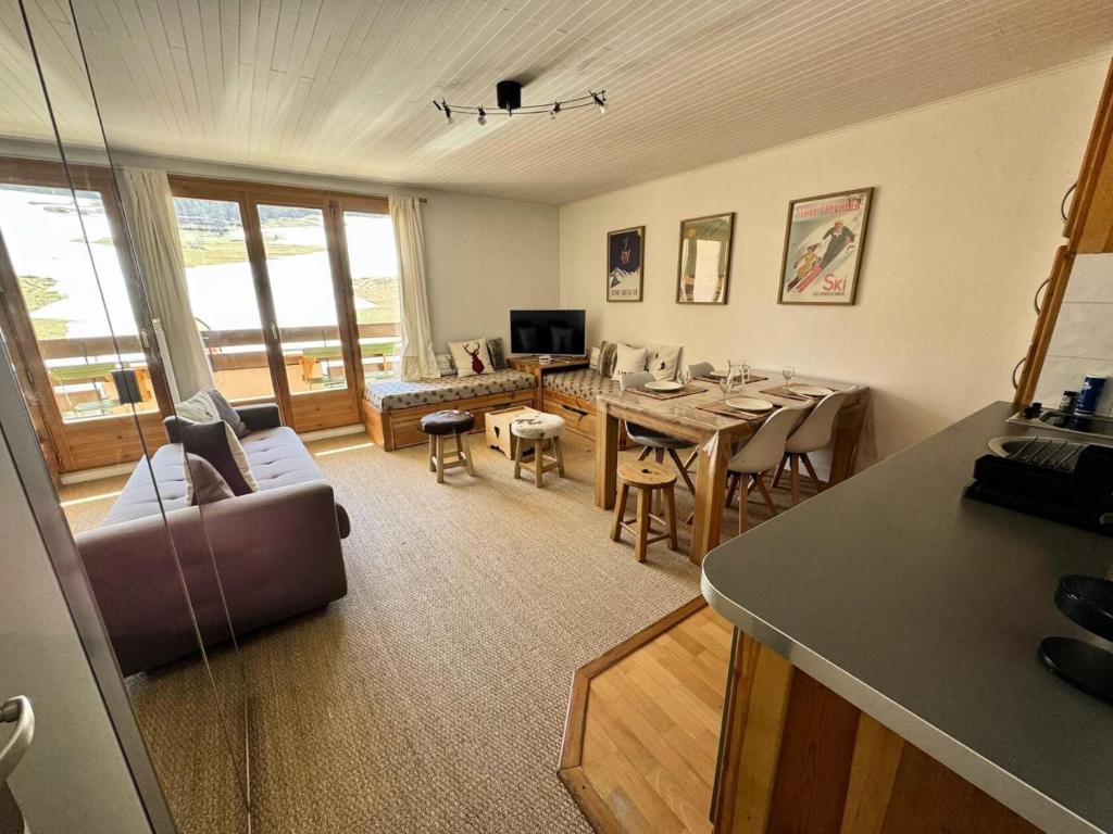 Et tv og/eller underholdning på Résidence La Meije - Studio· Centre station/cœur de station · Vue pistes MAE-9071