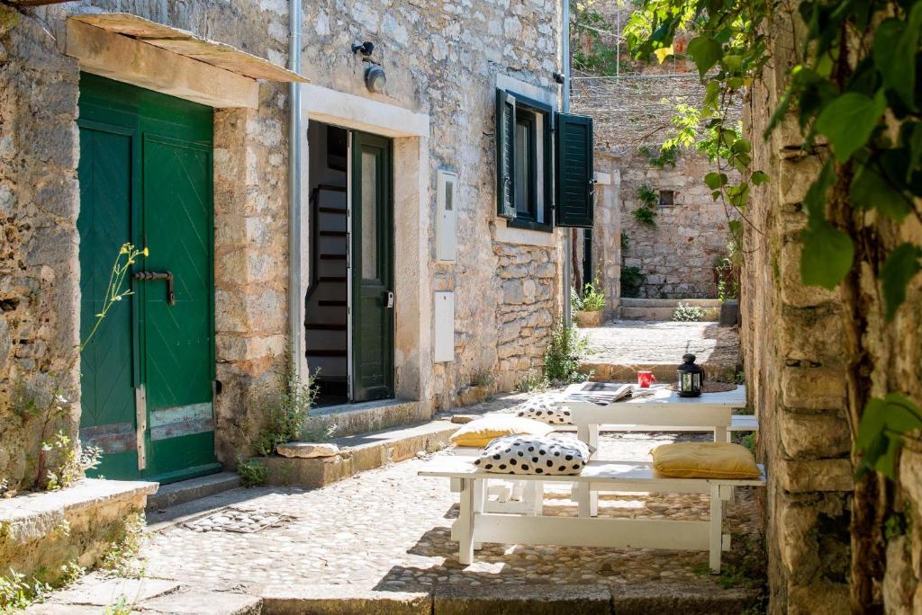 Fotografia z galérie ubytovania Picturesque Stonehouse in Vrboska v destinácii Vrboska