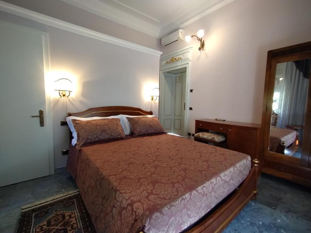 NOBILI LIBARDI - VILLA BASEVI - 19