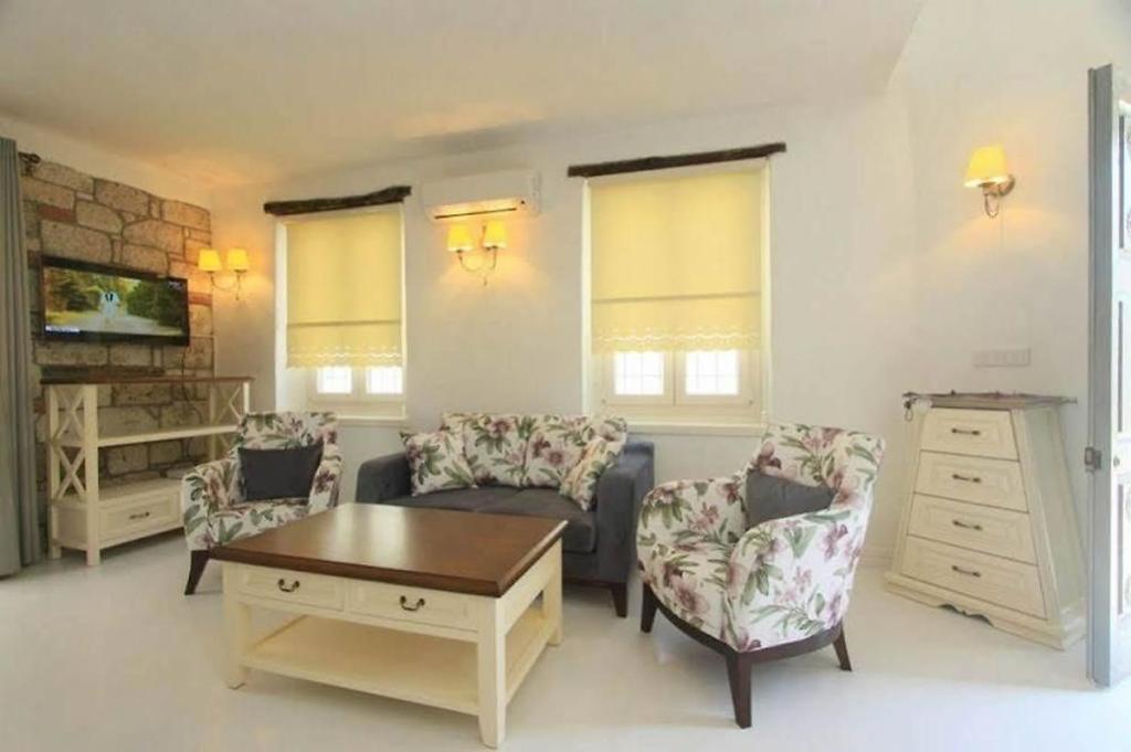 Μια τηλεόραση ή/και κέντρο ψυχαγωγίας στο La Mia Casa Alaçatı