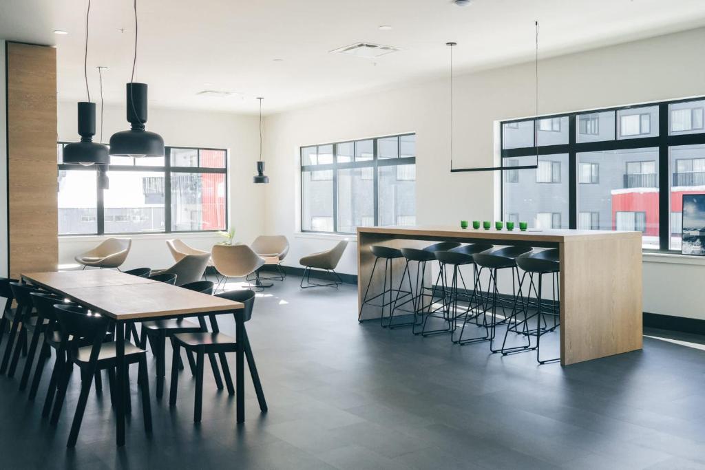 Posezení v ubytování Loft Suite in the Crescent
