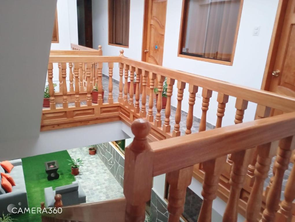 Φωτογραφία από το άλμπουμ του Qente Wings σε Ollantaytambo