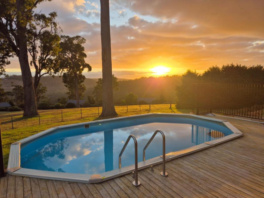 Πισίνα στο ή κοντά στο Scarlet Woods Big House