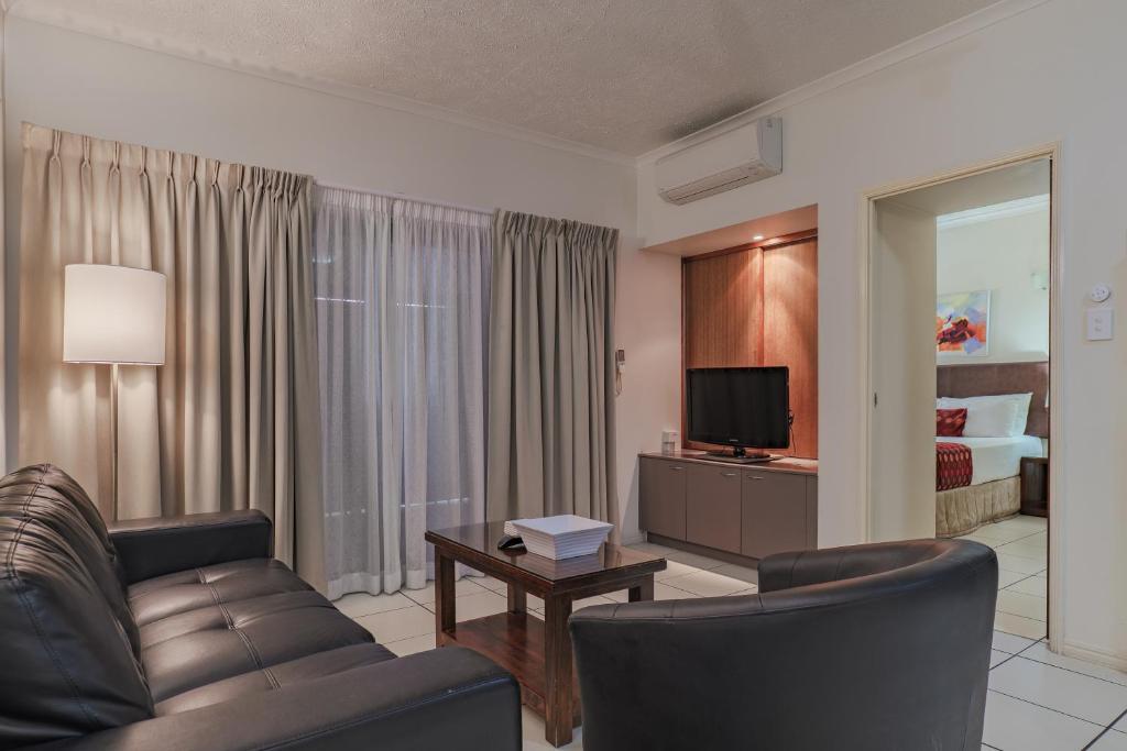 
Deluxe One-Bedroom Apartment
