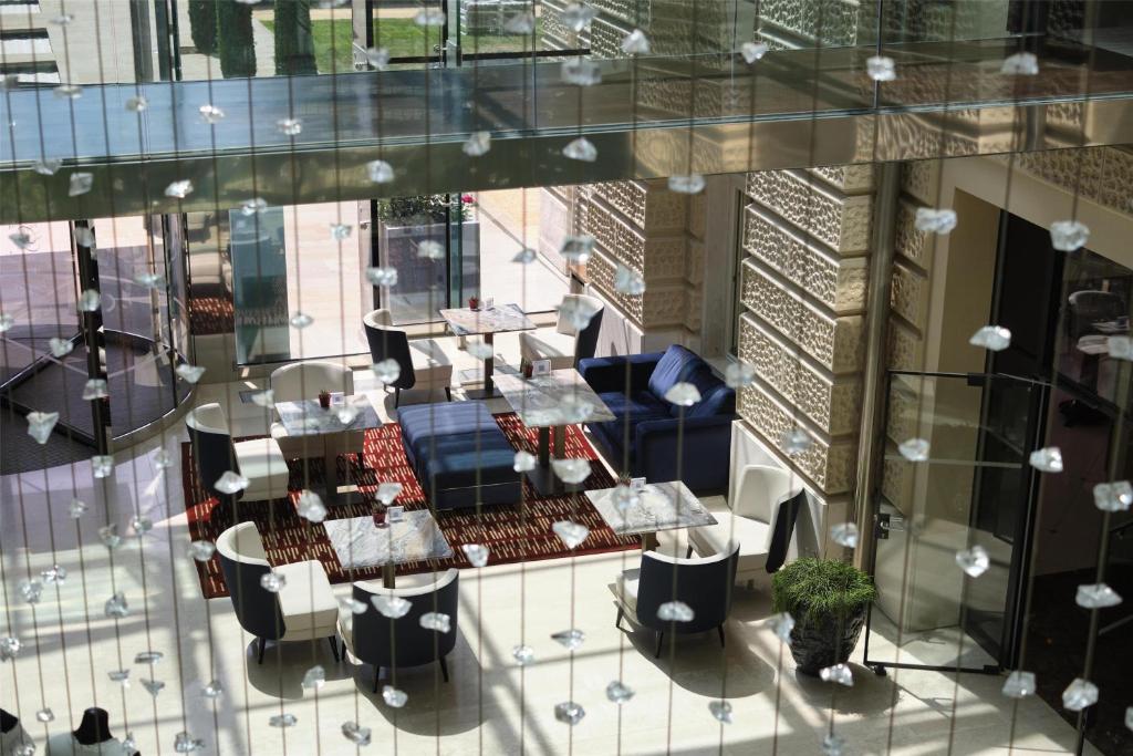 Posezení v ubytování Hotel Kempinski Palace Portorož