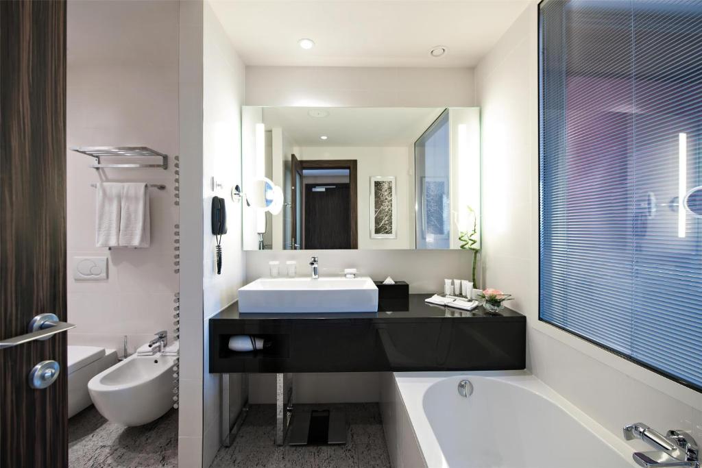Koupelna v ubytování Hotel Kempinski Palace Portorož