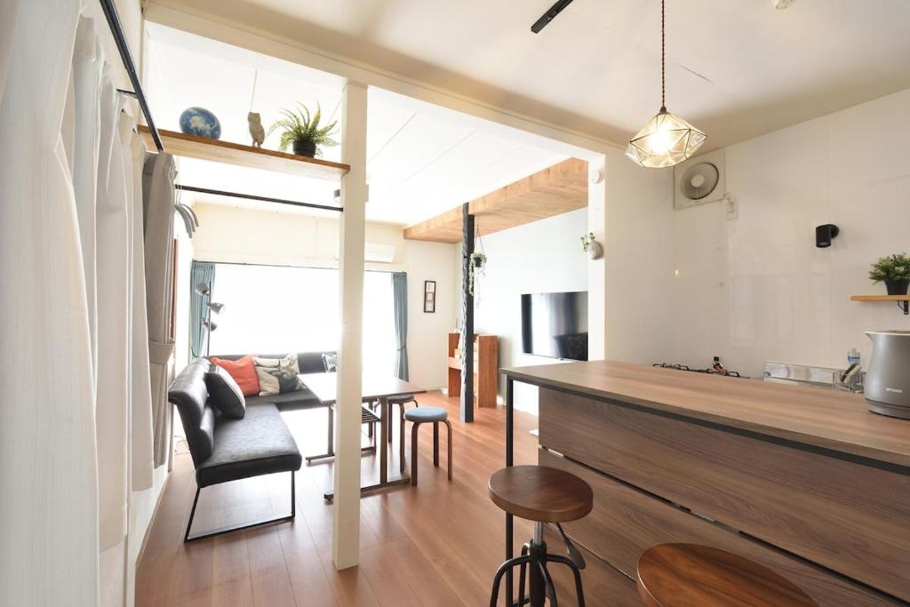 Posezení v ubytování INUYAMA BASE Vacation rental
