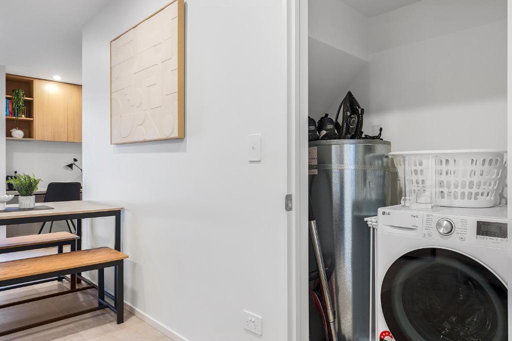 Luxe and Location - Resim 15