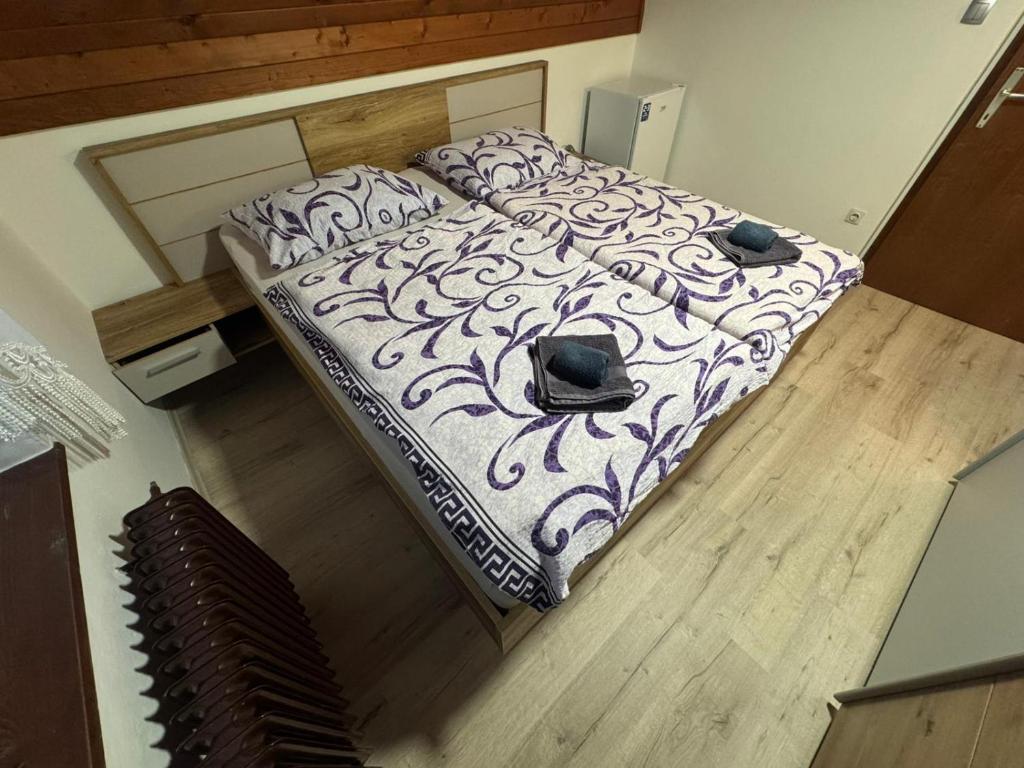 Postel nebo postele na pokoji v ubytování Rooms MARETČ