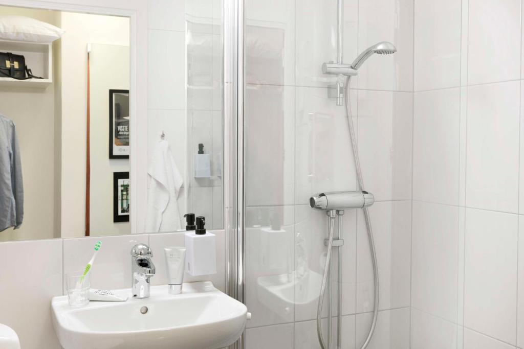 Koupelna v ubytování Scandic Sjöfartshotellet