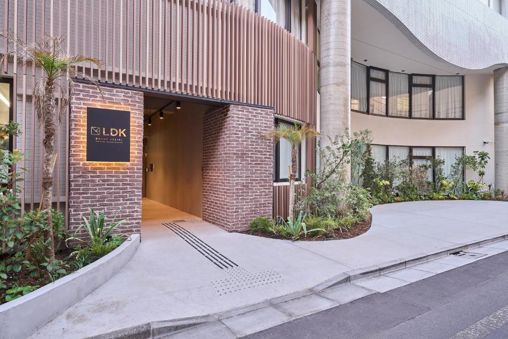 Exteriér nebo vchod ubytování GRAND HOSTEL LDK Tokyo Nishikasai -GRAND OPENING In May 2025-