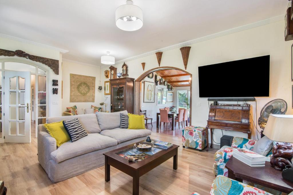 TV a/nebo společenská místnost v ubytování Chalet Casa Azul