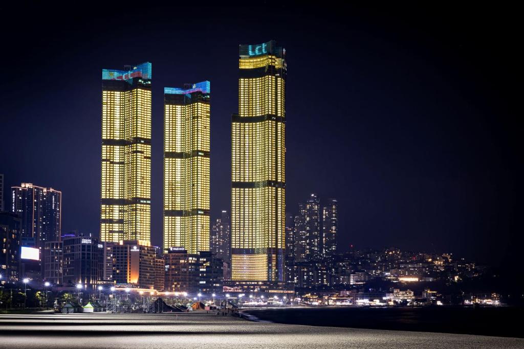 Nespecifikovaný výhled na destinaci Pusan nebo výhled na město při pohledu z hotelu