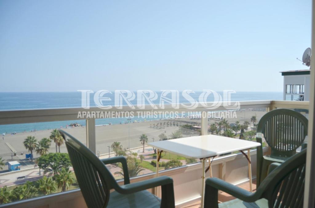 Kép Apartamentos Terrasol SOBRE EL MAR SAN GERARDO szállásáról Torre del Marban a galériában