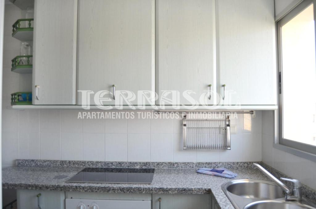 Kép Apartamentos Terrasol SOBRE EL MAR SAN GERARDO szállásáról Torre del Marban a galériában