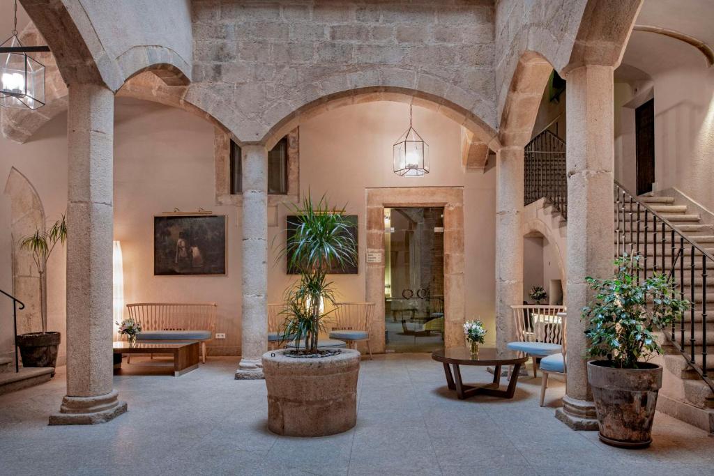 NH Collection Cáceres Palacio de Oquendo - 19